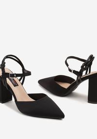 Born2be - Czarne Sandały na Słupku z Noskiem w Szpic i Cyrkoniowym Paskiem Rennelis. Okazja: na spotkanie biznesowe, do pracy. Zapięcie: pasek. Kolor: czarny. Obcas: na słupku. Styl: biznesowy, elegancki, wizytowy #4