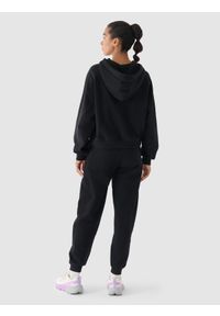 4f - 4F Spodnie dresowe oversize damskie 4F x Anna Lewandowska - czarne S. Kolor: czarny. Materiał: dresówka. Wzór: ze splotem, gładki #2