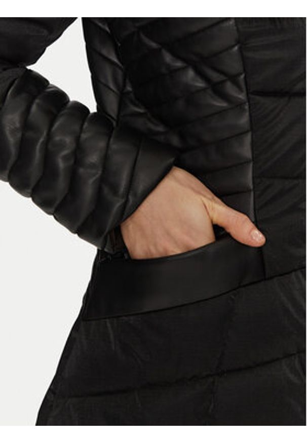 Guess Kurtka puchowa New Oxana W4BL61 WGLZ0 Czarny Regular Fit. Kolor: czarny. Materiał: syntetyk