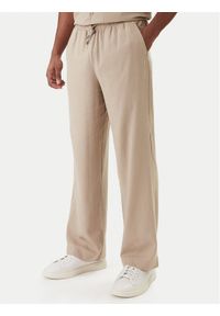 Emporio Armani Spodnie materiałowe EM000586 AF20590 U6213 Beżowy Regular Fit. Kolor: beżowy. Materiał: wiskoza #1