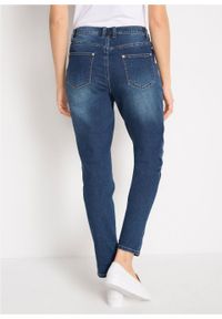 Dżinsy ze stretchem Boyfriend z wygodnym paskiem bonprix niebieski denim. Kolor: niebieski #3