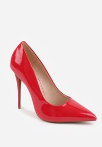 Renee - Czerwone Lakierowane Szpilki VICES na Ozdobnym Obcasie Zafriah. Okazja: na co dzień. Nosek buta: szpiczasty. Kolor: czerwony. Materiał: lakier. Obcas: na obcasie. Styl: wizytowy, casual, elegancki. Wysokość obcasa: średni #3