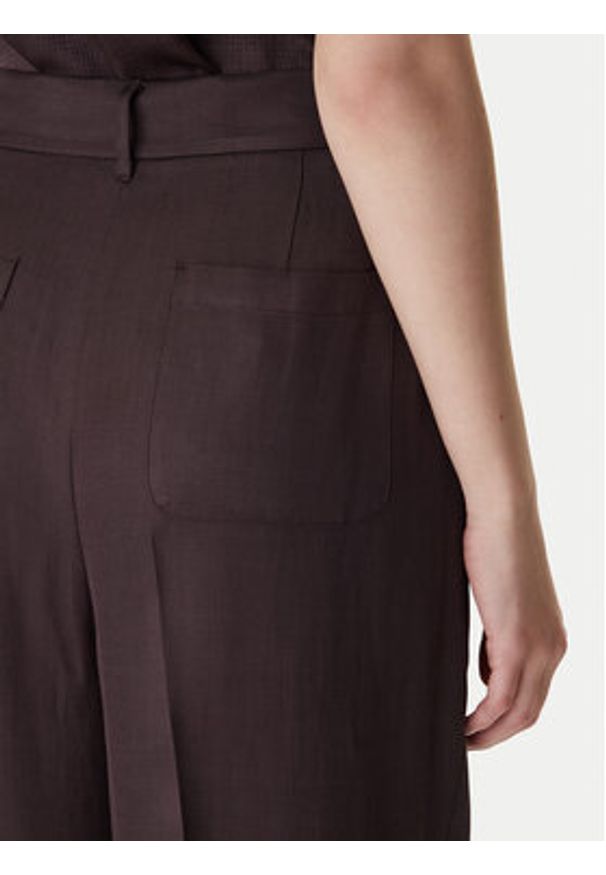 Marella Spodnie materiałowe Adito 2615131221 Brązowy Straight Fit. Kolor: brązowy. Materiał: wiskoza