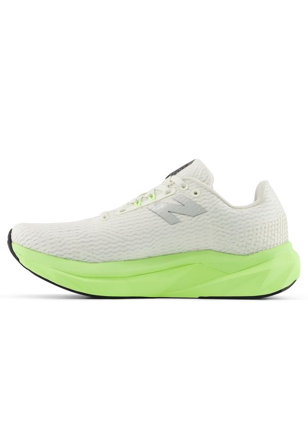 Buty damskie New Balance FuelCell Propel v5 WFCPR4T3 – beżowe. Okazja: na co dzień. Kolor: beżowy. Materiał: syntetyk, materiał, guma, poliester. Szerokość cholewki: normalna. Sport: bieganie, fitness