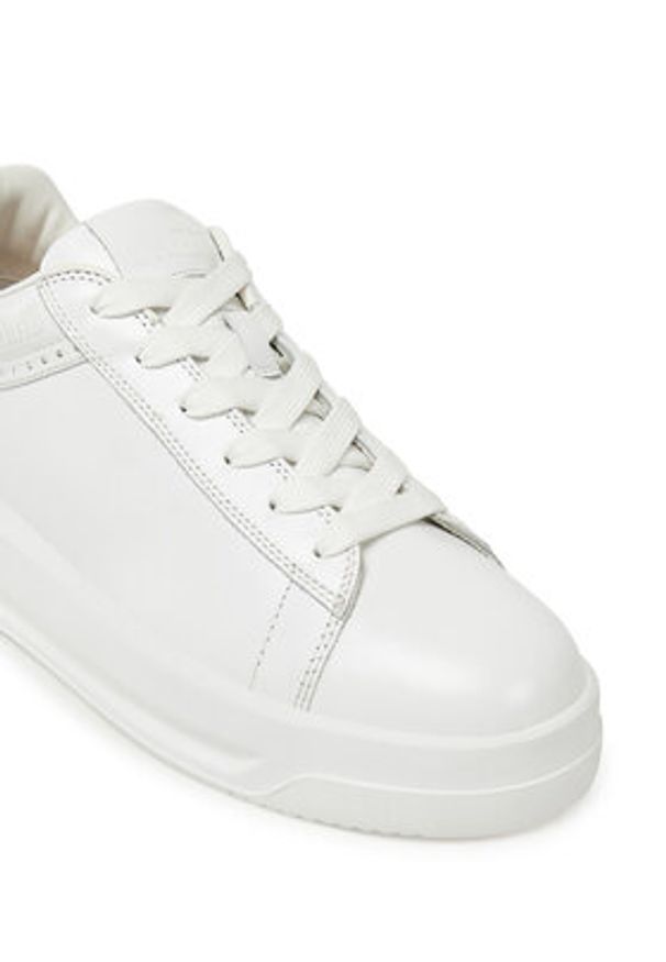 Love Moschino - LOVE MOSCHINO Sneakersy JA15535G0MIA0100 Biały. Kolor: biały. Materiał: skóra