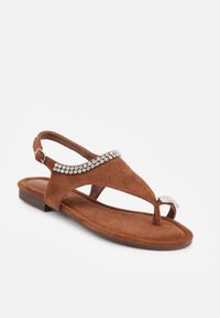 Born2be - Brązowe Sandały w Stylu Japonek z Imitacji Zamszu Ozdobione Cyrkoniami Lecole. Okazja: na co dzień. Kolor: brązowy. Materiał: zamsz. Wzór: aplikacja. Sezon: lato. Styl: boho, elegancki, casual #9