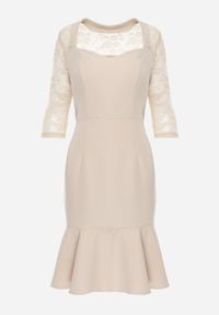 Renee - Beżowa Sukienka VICES o Taliowanym Kroju z Rękawami z Koronki Metirei. Kolor: beżowy. Materiał: koronka. Wzór: koronka. Styl: elegancki #2
