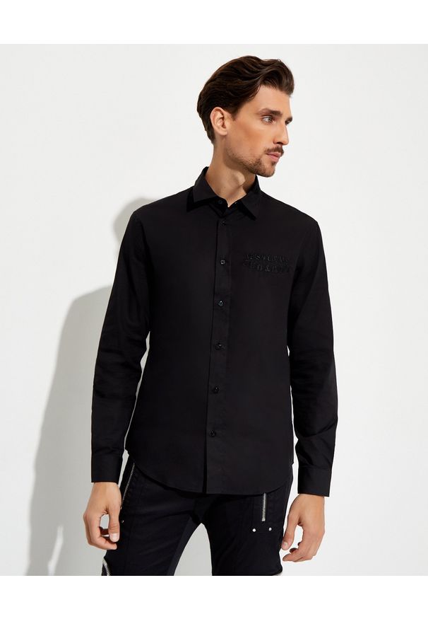 Versace Jeans Couture - VERSACE JEANS COUTURE - Czarna koszula. Kolor: czarny. Materiał: materiał. Długość rękawa: długi rękaw. Długość: długie. Styl: klasyczny