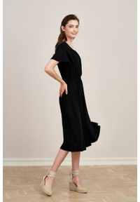 Marie Zélie - Sukienka Pola czarna mikromodal. Kolor: czarny. Materiał: wiskoza, dzianina, elastan, włókno, skóra. Długość rękawa: krótki rękaw. Długość: midi #4