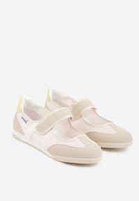 Born2be - Beżowe Tenisówki w Stylu Balerinek z Napisem Emitanela. Okazja: na co dzień. Zapięcie: rzepy. Kolor: beżowy. Materiał: jeans. Wzór: napisy. Styl: casual, sportowy #2