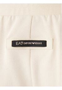 EA7 Emporio Armani Spodnie dresowe 7M001482 AF12660 U1088 Beżowy Regular Fit. Kolor: beżowy. Materiał: syntetyk, bawełna #5