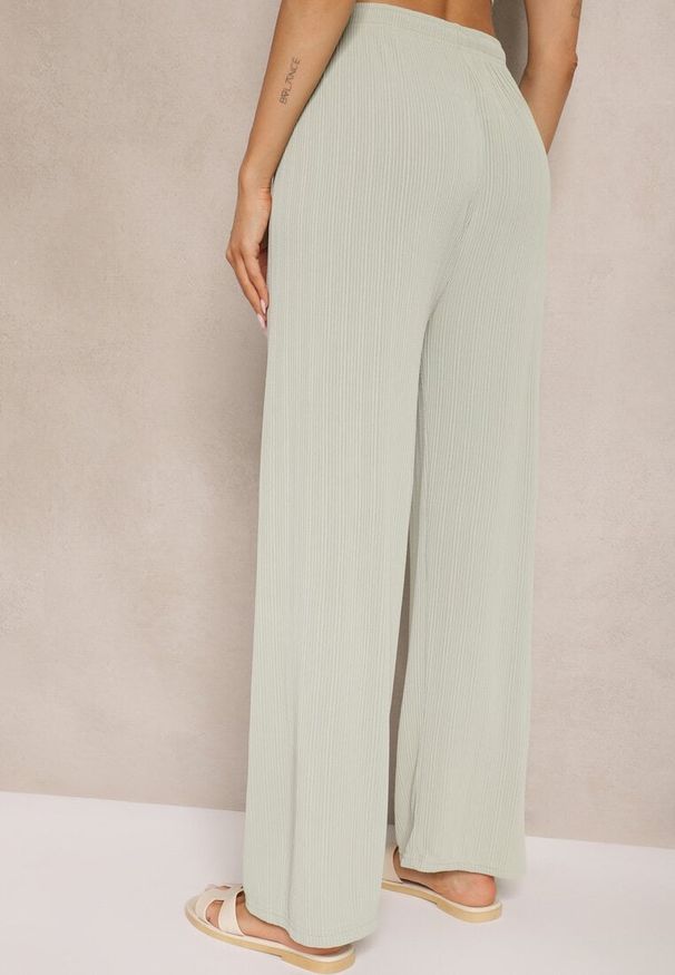 Renee - Jasnozielone Spodnie o Szerokim Kroju High Waist Ozdobione Sznurkami Harisna. Okazja: na co dzień. Stan: podwyższony. Kolor: zielony. Wzór: aplikacja. Styl: casual