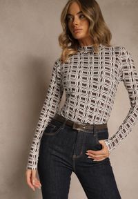 Renee - Biało-Brązowa Bluzka Longsleeve z Golfem z Bawełny w Geometryczny Print Zadanevia. Okazja: na spacer, na co dzień. Typ kołnierza: golf. Kolor: biały. Materiał: bawełna. Długość rękawa: długi rękaw. Wzór: geometria, nadruk. Styl: elegancki, casual