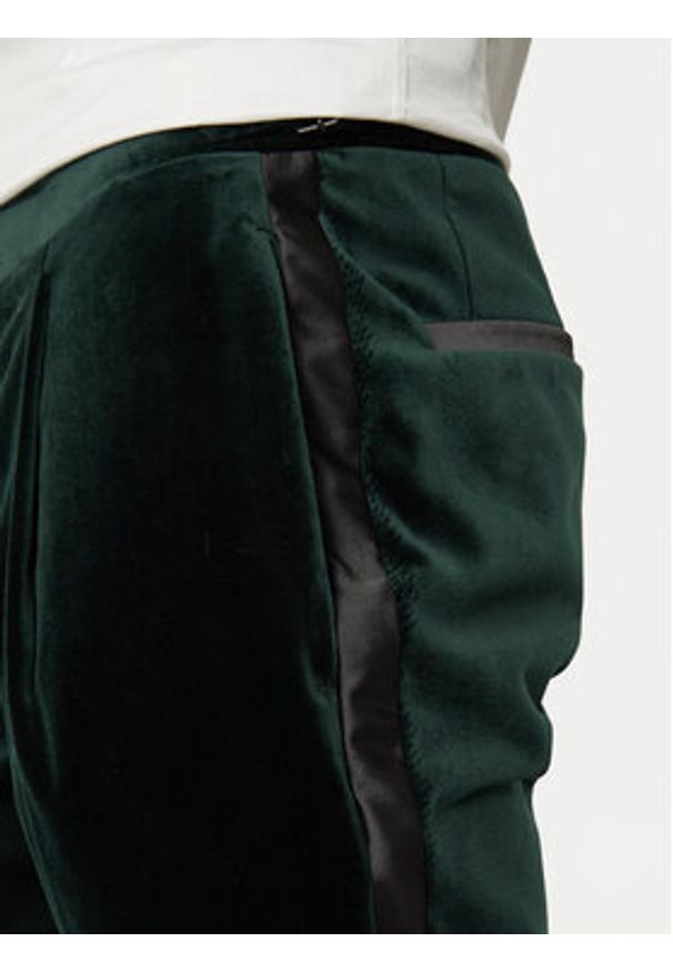 Hugo Spodnie materiałowe Getlin242E1X 50524910 Zielony Slim Fit. Kolor: zielony. Materiał: bawełna