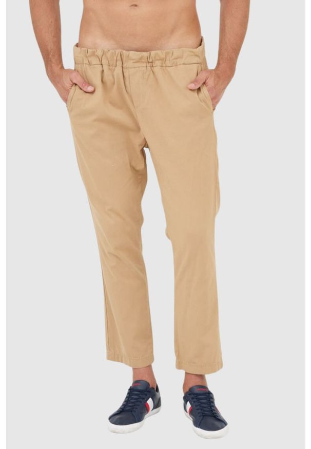 7 FOR ALL MANKIND Beżowe spodnie męskie jogger Chino, Rozmiar L. Kolor: beżowy. Materiał: bawełna