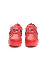 Renee - Czerwone Sneakersy Move Around. Zapięcie: bez zapięcia. Kolor: czerwony. Materiał: materiał, lakier. Wzór: aplikacja. Obcas: na płaskiej podeszwie #7