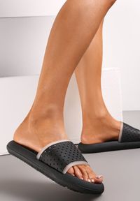 Renee - Czarne Basenowe Klapki z Perforacją Palencia. Okazja: na co dzień, na plażę. Kolor: czarny. Styl: casual #2