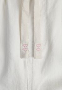 Renee - Białe Bawełniane Jeansy Typu Mom Fit High Waist Ściągane w Pasie Sznurkiem Winlenne. Okazja: na co dzień. Stan: podwyższony. Kolor: biały. Styl: klasyczny, casual #3