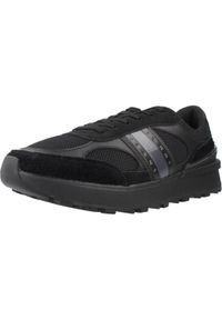 TOMMY HILFIGER - Kapcie TOMMY JEANS TJM TECHNICAL RUNNER ESS Czarny. Kolor: czarny. Materiał: jeans. Sport: turystyka piesza