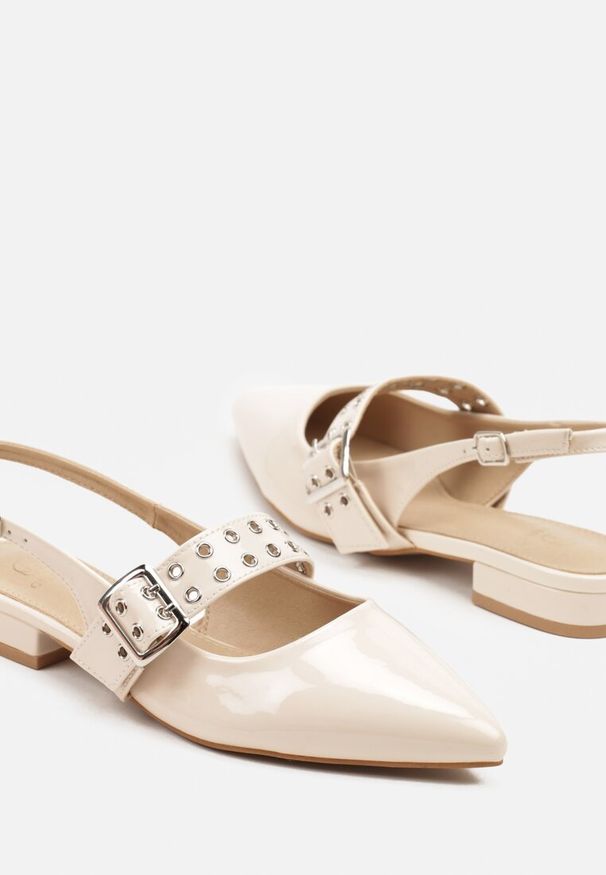 Renee - Beżowe Sandały Slingback ze Szpiczastym Noskiem i Paskiem z Klamerką Pollime. Okazja: do pracy, na imprezę, na co dzień, na spotkanie biznesowe. Nosek buta: szpiczasty. Zapięcie: pasek. Kolor: beżowy. Sezon: lato. Obcas: na obcasie. Styl: klasyczny, casual, elegancki, biznesowy. Wysokość obcasa: niski