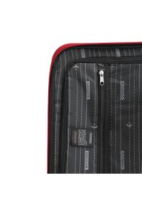 Wittchen - Mała walizka miękka z błyszczącym suwakiem z przodu czerwona. Kolor: czerwony. Materiał: poliester. Styl: elegancki