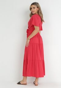 Born2be - Czerwona Rozkloszowana Sukienka Maxi z Wiązanym Paskiem Japhelia. Kolor: czerwony. Materiał: materiał. Styl: klasyczny. Długość: maxi #3