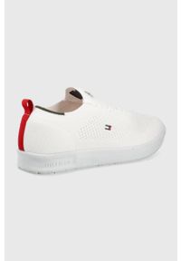 TOMMY HILFIGER - Tommy Hilfiger sneakersy kolor biały. Nosek buta: okrągły. Zapięcie: sznurówki. Kolor: biały. Materiał: włókno, guma, materiał