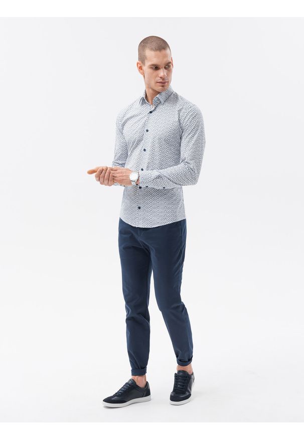 Ombre Clothing - Koszula męska z długim rękawem - biała K602 - XXL. Okazja: do pracy, na co dzień, na spotkanie biznesowe. Kolor: biały. Materiał: elastan, bawełna. Długość rękawa: długi rękaw. Długość: długie. Styl: biznesowy, klasyczny, casual