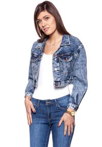 Wrangler - DAMSKA KURTKA JEANSOWA WRANGLER CROPPED JACKET RISKY BUSINESS W421GF25G. Okazja: na co dzień. Kolor: niebieski. Materiał: jeans. Styl: casual #10