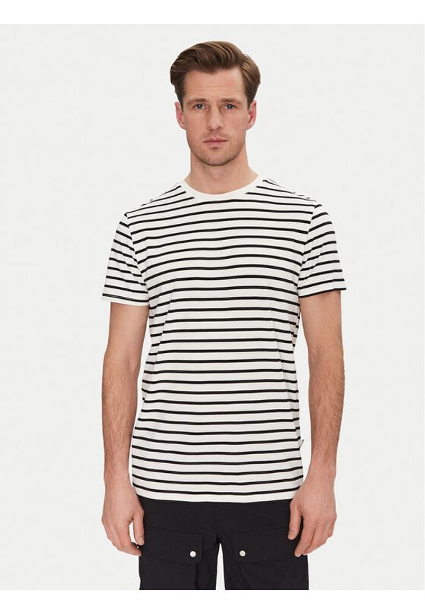 Resteröds T-Shirt 27041 2 Czarny Regular Fit. Kolor: czarny. Materiał: bawełna