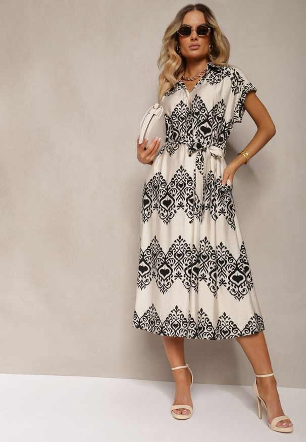 Renee - Beżowo-Czarna Sukienka Boho na Guziki z Wiskozą Ozdobiona Paskiem Mosofia. Okazja: na co dzień. Kolor: beżowy. Materiał: wiskoza. Wzór: aplikacja. Sezon: lato. Typ sukienki: proste. Styl: boho