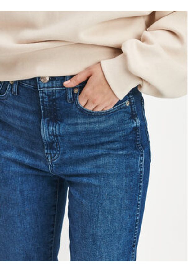 GAP - Gap Jeansy 732839-00 Granatowy Slim Fit. Kolor: niebieski