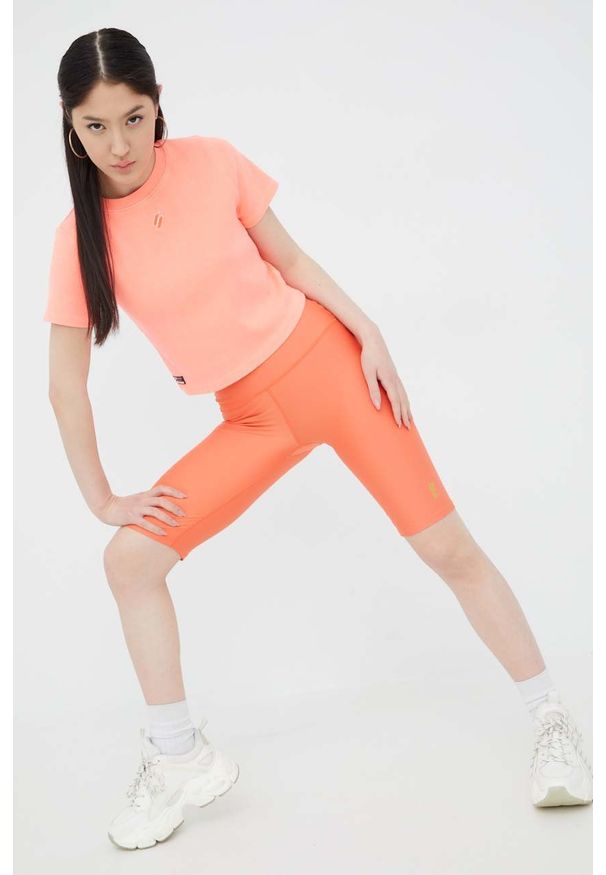 P.E Nation szorty treningowe Scoreline damskie kolor pomarańczowy gładkie high waist. Stan: podwyższony. Kolor: pomarańczowy. Materiał: poliester, skóra, dzianina. Wzór: gładki