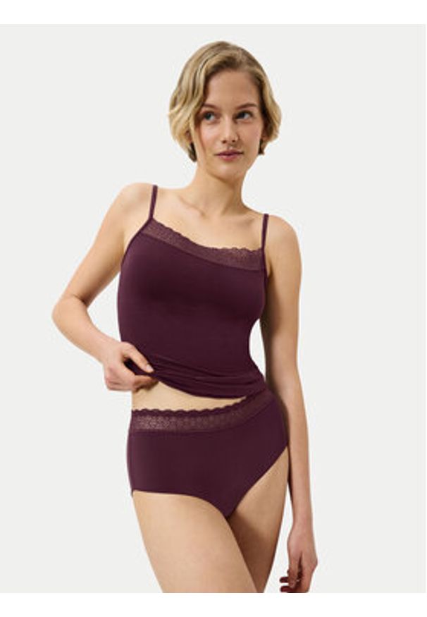 Triumph Figi klasyczne Feel Of Modal 10214399 Bordowy. Kolor: czerwony