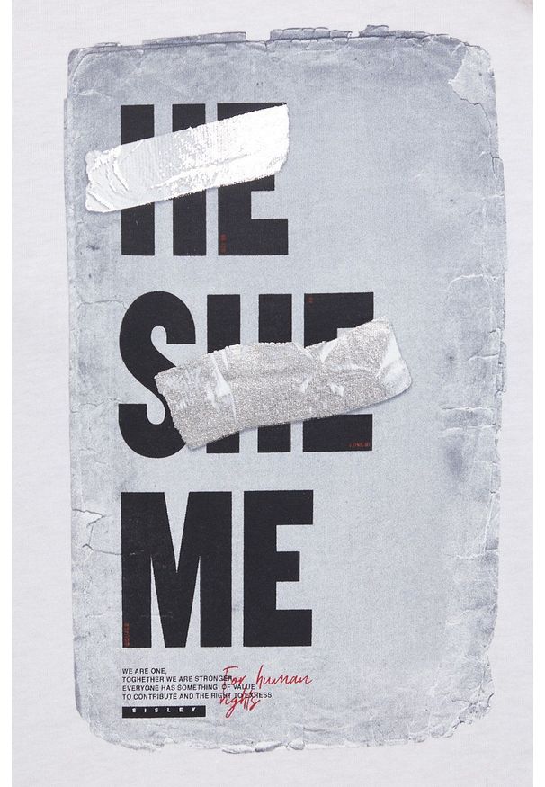 Sisley t-shirt bawełniany damska kolor biały z nadrukiem. Kolor: biały. Materiał: bawełna. Długość rękawa: krótki rękaw. Długość: krótkie. Wzór: nadruk