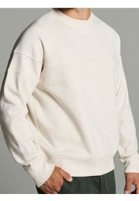 Sinsay - Bluza crewneck - kremowy. Kolor: kremowy