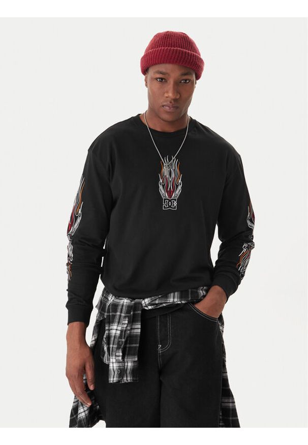 DC Shoes Longsleeve Burn Out HLS EDYZT04355 Czarny Regular Fit. Kolor: czarny. Materiał: syntetyk. Długość rękawa: długi rękaw
