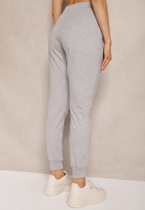 Renee - Szare Spodnie Dresowe z Bawełny o Kroju Jogger High Waist Cherisa. Okazja: na co dzień. Stan: podwyższony. Kolor: szary. Materiał: dresówka, bawełna. Styl: casual, elegancki
