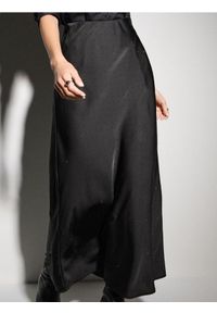 Sinsay - Spódnica maxi z połyskującą aplikacją - czarny. Kolor: czarny. Wzór: aplikacja #1