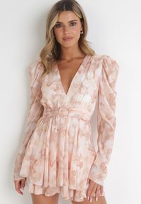 Born2be - Ciemnobeżowa Rozkloszowana Sukienka Mini z Cienkimi Gumkami i Paskiem z Klamrą Jentria. Okazja: na co dzień. Kolor: beżowy. Styl: casual, klasyczny. Długość: mini #3