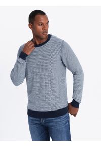 Ombre Clothing - Dzianinowy sweter męski RELAXED FIT we wzory – granatowy V1. Okazja: na co dzień. Kolor: niebieski. Materiał: dzianina. Wzór: ze splotem. Styl: casual #7