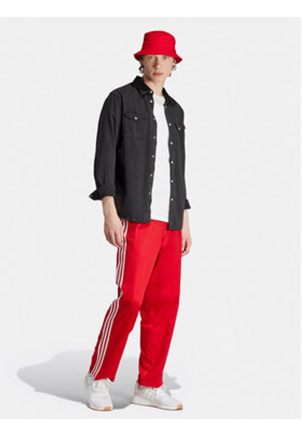 Adidas - adidas Spodnie dresowe adicolor Classics Firebird IJ7057 Czerwony Regular Fit. Kolor: czerwony. Materiał: syntetyk