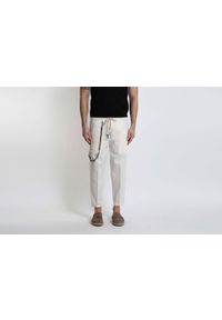Xagon Spodnie | P26032 ZXAG92 | Mężczyzna | Kremowy. Okazja: na co dzień. Kolor: kremowy. Materiał: wiskoza, elastan, poliester. Długość: długie. Styl: elegancki, casual, klasyczny, sportowy #2