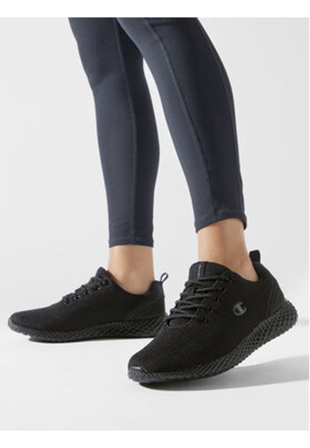 Champion Sneakersy Sprint Low Cut Shoe S11496-KK001 Czarny. Kolor: czarny. Materiał: mesh, materiał. Sport: bieganie