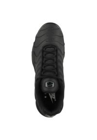 Buty do chodzenia męskie Nike Air Max Plus. Kolor: czarny. Materiał: materiał, skóra. Szerokość cholewki: normalna. Model: Nike Air Max. Sport: turystyka piesza