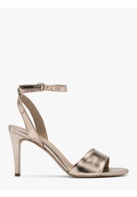 Ryłko - Złote sandały na szpilce MIRELLA. Kolor: złoty. Materiał: welur. Obcas: na szpilce. Styl: street. Wysokość obcasa: średni #1