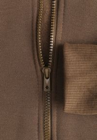 Renee - Ciemnozielona Bluza z Kapturem Harasphei. Okazja: na co dzień. Typ kołnierza: kaptur. Kolor: zielony. Materiał: jeans. Styl: casual, klasyczny #8