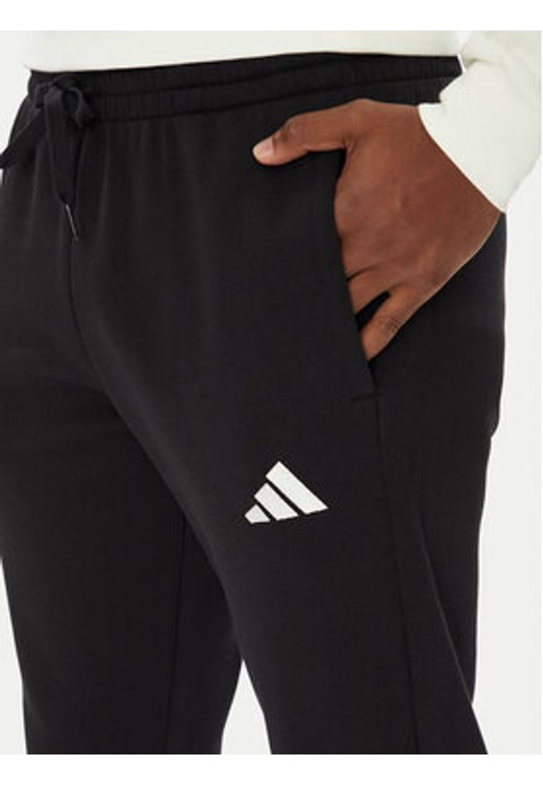 Adidas - adidas Dres Fleece Colorblock KB5264 Czarny Regular Fit. Kolor: czarny. Materiał: syntetyk