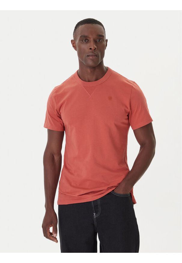 G-Star RAW - G-Star Raw T-Shirt Nifous D24449-336 Pomarańczowy Regular Fit. Kolor: pomarańczowy. Materiał: bawełna