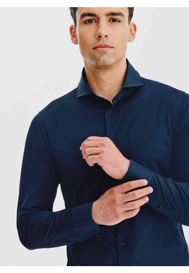 Pako Lorente - PAKO LORENTE – Granatowa koszula z dzianiny. Okazja: na co dzień. Kolor: szary, niebieski. Materiał: dzianina. Długość rękawa: długi rękaw. Długość: długie. Styl: casual